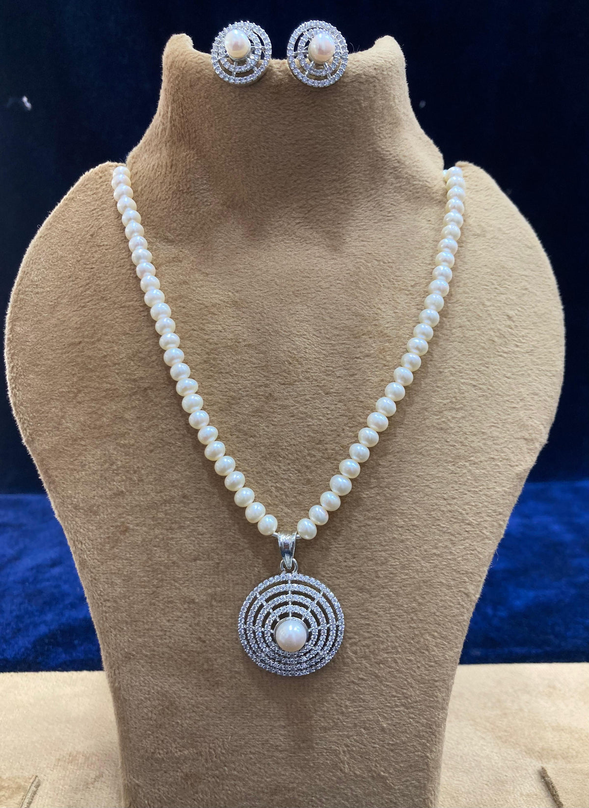 Amodini Freshwater Pearl Necklace & Earrings Set - Silver Plated